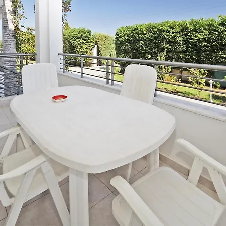 Adonis Family Forest House *
